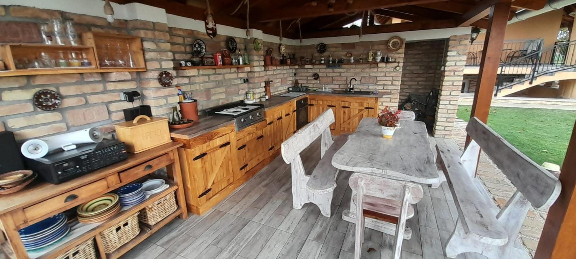Gyoengyvirag Apartman Keszthely Buitenkant foto